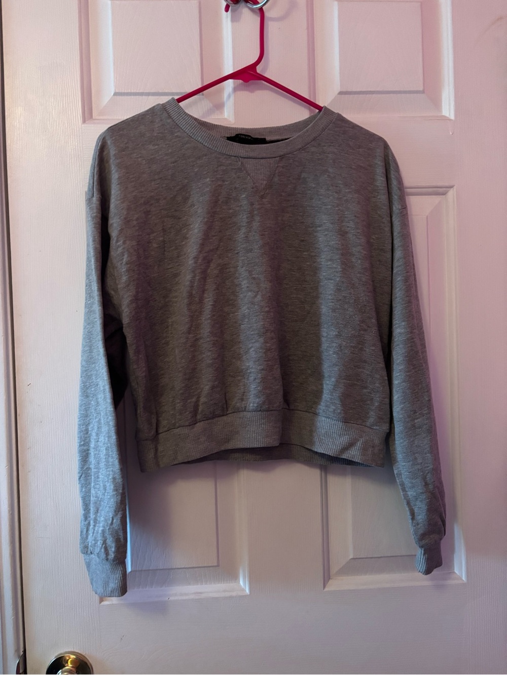 Forever 21 Gray Crewneck Sweatshirt